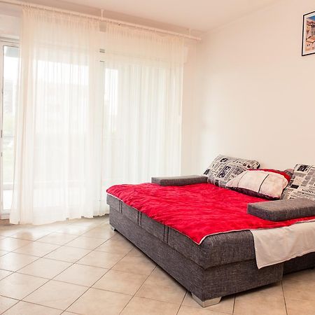 Studio Jere Near Sea Apartment Сплит Екстериор снимка