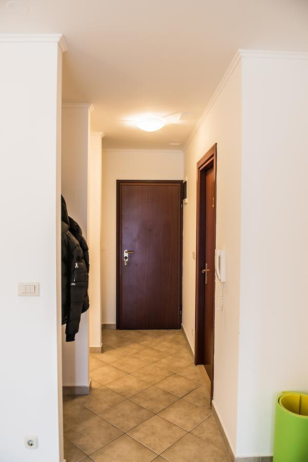 Studio Jere Near Sea Apartment Сплит Екстериор снимка