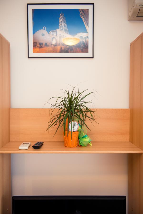 Studio Jere Near Sea Apartment Сплит Екстериор снимка