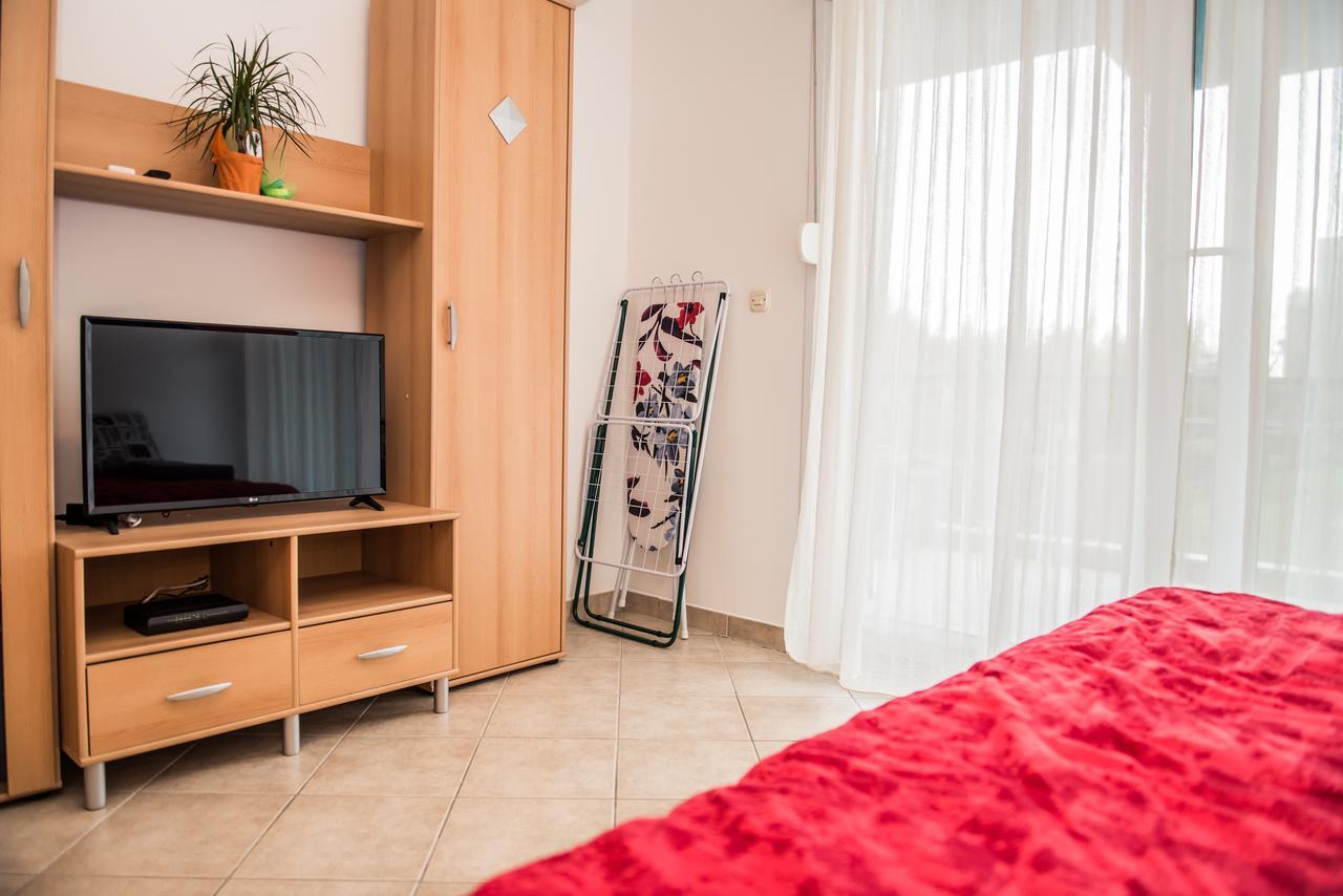 Studio Jere Near Sea Apartment Сплит Екстериор снимка
