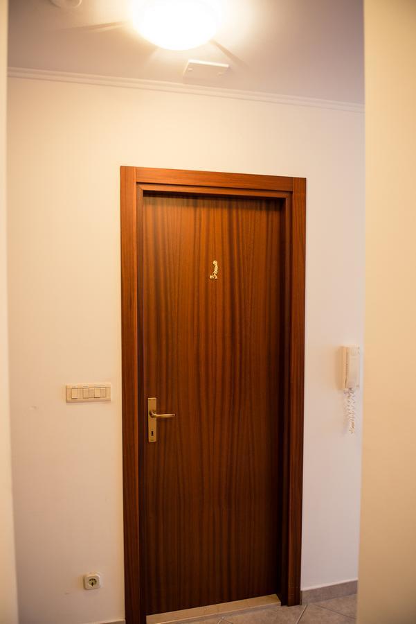 Studio Jere Near Sea Apartment Сплит Екстериор снимка