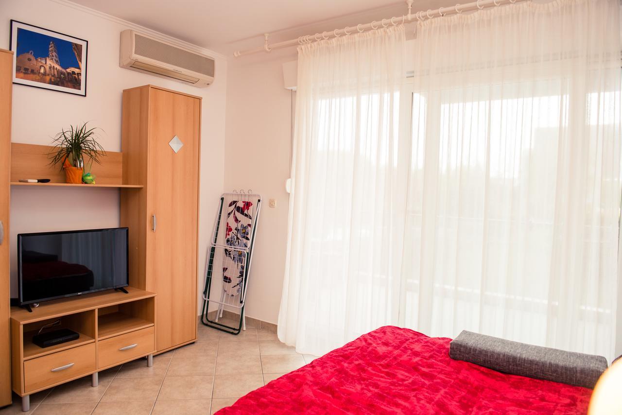 Studio Jere Near Sea Apartment Сплит Екстериор снимка